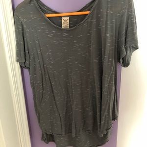 Gray t shirt